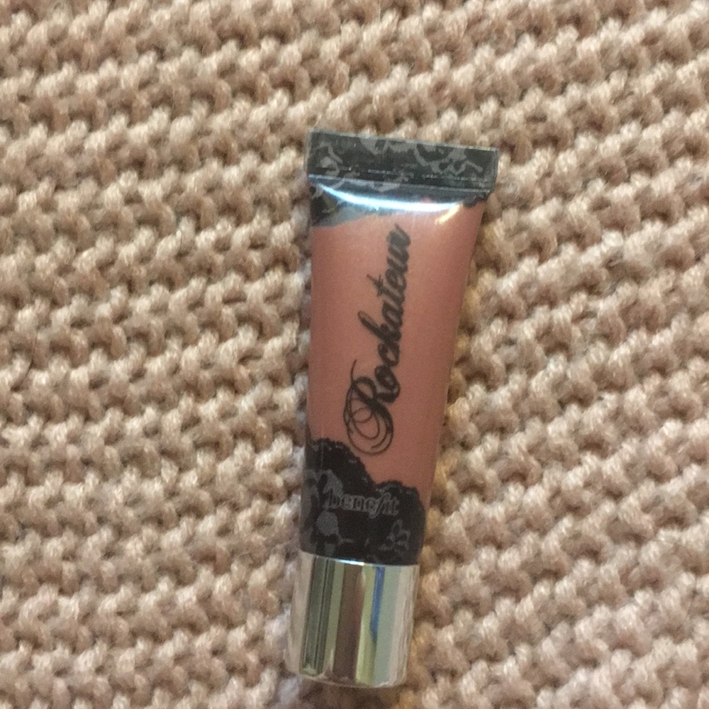 High-End Makeup Mini Bundle - Picture 7 of 7